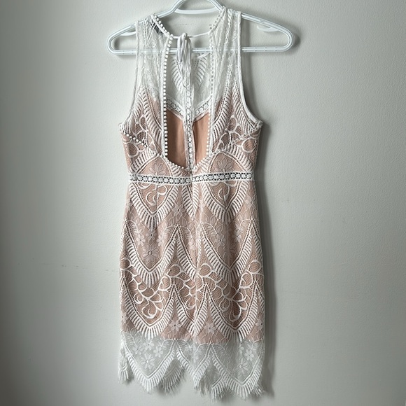 LUSH DRESS - Picture 3 of 4